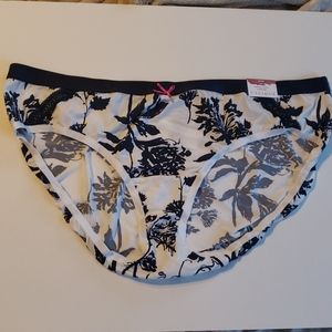 ^2X or 3X Hipster panties blue floral extra soft